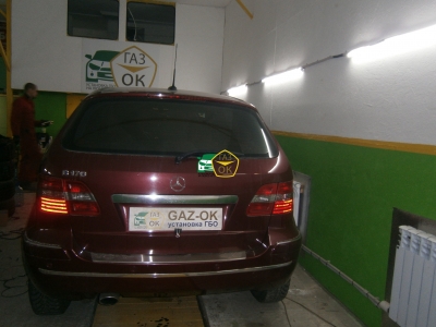 Установка ГБО на авто Mercedes-Benz B 170 газ на машину Gaz Ok Газ ОК Киев