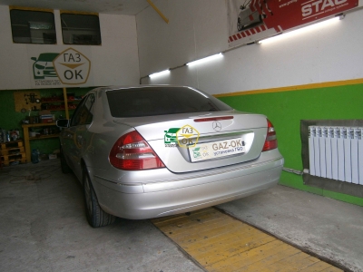 Установка ГБО на авто Mercedes-Benz  W211 2006 г.  газ на машину Gaz Ok Газ ОК Киев